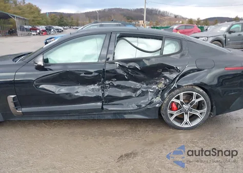 2018 Kia Stinger Gt2 z USA, uszkodzony, nr VIN KNAE55LC0J6013126